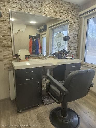 kombi skaf: Bərbər iş stansiyası dəsti - Geniş divar güzgüsü ilə tam komplekt iş — 1