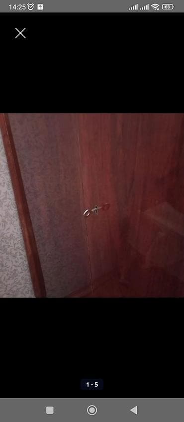 dolab paltar: 3 qapılı, Güzgülü, Qəhvəyi, Taxta, Açılan, Düz dolab — 2