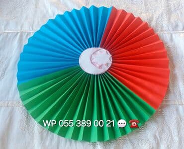 zəfər gününə aid şəkillər çəkmək: Bayraq gülləri. Şəkilləri çevirin zəhmət olmasa. Zəfər günü tablosu — 5