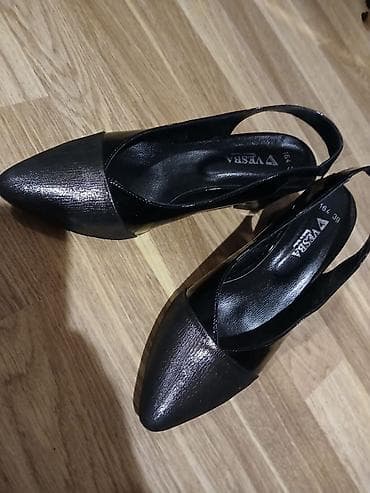 Qadın ayaqqabısı – Vesta, 39 ölçü - Rəng: qara, yüngül metalik — 1