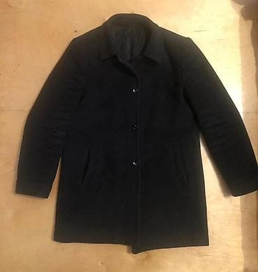 Kişi üçün klassik qara palto - Rəng: qara - Stil: düyməli, klassik