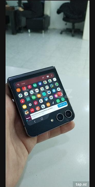 plesteyşin 5: Samsung Galaxy Z Flip 5, rəng - Qara, Barmaq izi — 3