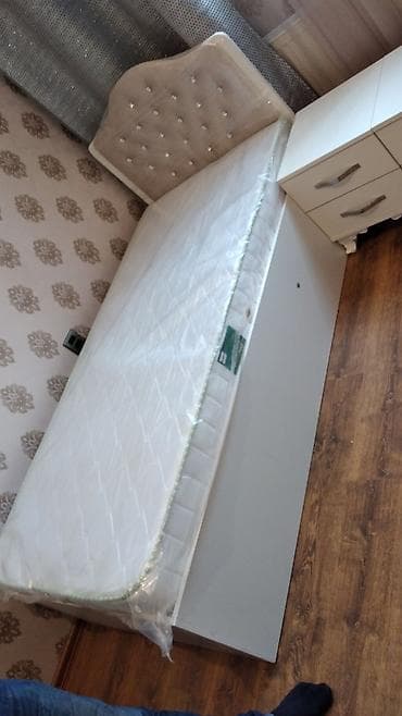 Bazali carpayilar her rengde ve dizaynda sifarisle yiglir ve adreslere lalafo.az -da Bazali carpayilar her rengde ve dizaynda sifarisle yiglir ve adreslere