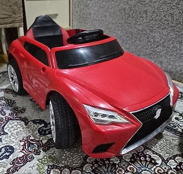 stacktrack oyuncaq dəsti: Uşaq üçün elektrikli minik maşını – qırmızı - Korpusu sport — 1