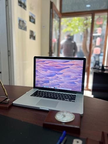 apple magsafe: Apple MacBook Pro 13" (Mid 2012) 512 GB Üstündə mouse və Adapter — 4