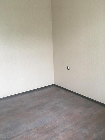 28 mayda kirayə ev: Hövsan. Mida 2 də . 3 otaqlı ev kiraye verirəm. qazı suyu işığı — 8