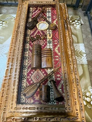 pitbull sekilleri: Ağacdan əl işi dekorativ tablo-kitabça - Material: tamamilə təbii — 2