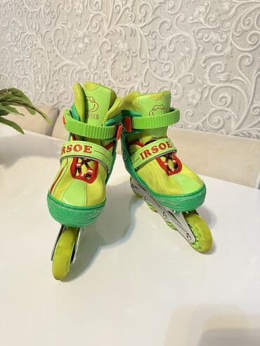 Rolik satılır 35 manata. Az sürülüb. 34-42 razmərə qədərdir böyüdüb