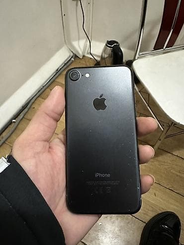 iphone 7 ucuz: IPhone 7, 32 GB, Qara, Barmaq izi — 3