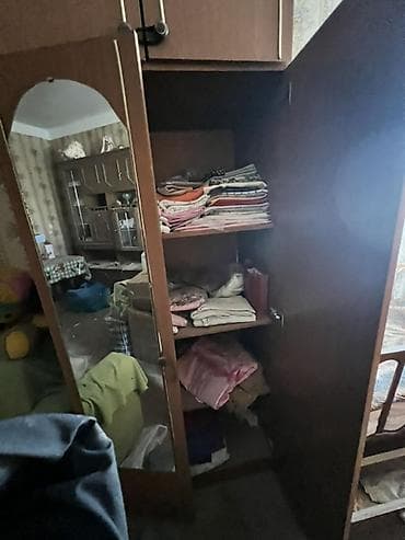 paltar dolab: 2 qapılı, Güzgülü, Qəhvəyi, Taxta, Açılan, Düz dolab — 2