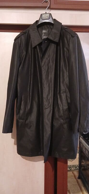 Plaş, M, rəng - Qara