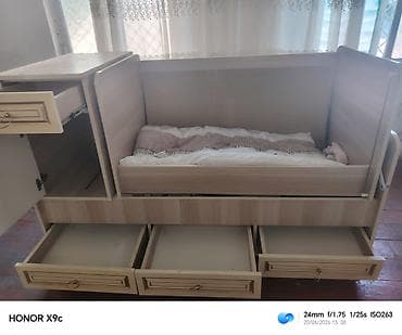 Oğlan və qız üçün, Dördbucaq, Beşik, Dəstsiz, Yellənmə mexanizmsiz — 4