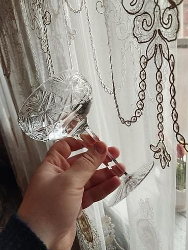 mürebbe: Qədəhlər, Xrustal, 1 əd — 6