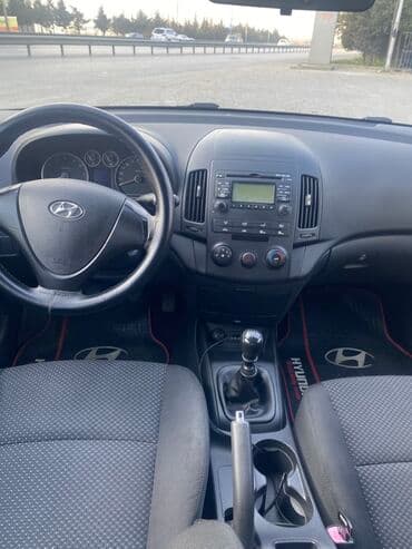 hyundai elantra 2019 qiymeti: Hyundai i30: 1.4 l | 2009 il Hetçbek — 9