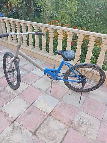 Şəhər velosipedləri: Unikal özəlləşdirilmiş velosiped – uzun bazalı, geniş dönmə bucaqlı — 1