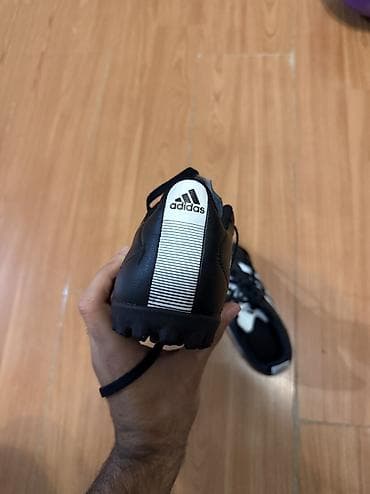 butsular: Butslar Adidas, Ölçü: 41, Yeni — 3