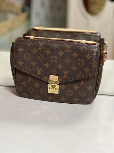 qaşlı çanta: Sumka
Çanta — 1