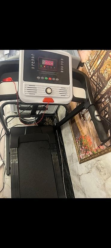 qaci: Elektrikli qaçış trenajoru 120 ceki ela veziyede tecli satlir xayiş — 2