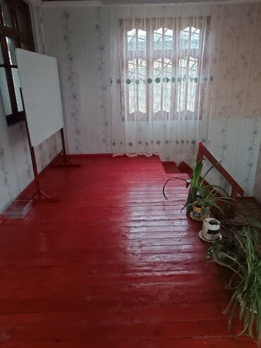 meyve tərəvəz: RT Arxasında körpüdən sağda 2 ci küçədə 2 mərtəbəli 8 otaqlı həyət evi — 12