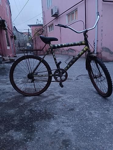 cube velosiped: Şəhər velosipedi 26", sürətlərin sayı: 1 — 3