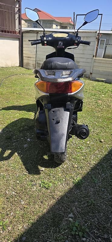 seat ibiza 2012 motor: Skuter – JOG - Rəng: gümüşü/qara - Kuzovda “JOG” loqolu yan panellər — 5