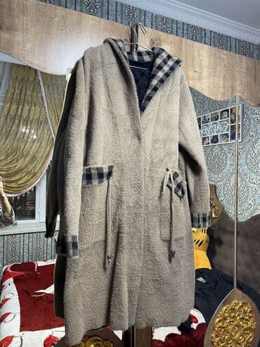 пальто зимнее: Palto 38 den 44 bedene kimi olur. 2 üzlüdür. Ter temiz ve seliqelidir — 2