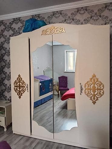 İşlənmiş, 4 qapılı, Güzgülü, Bej, Taxta, Açılan, Düz dolab