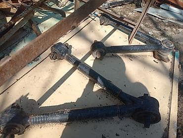 yer şumlayan traktor: Avtomobil üçün ön asqı “üst qol” (triqon/üst qolluq) hissəsi - V — 3