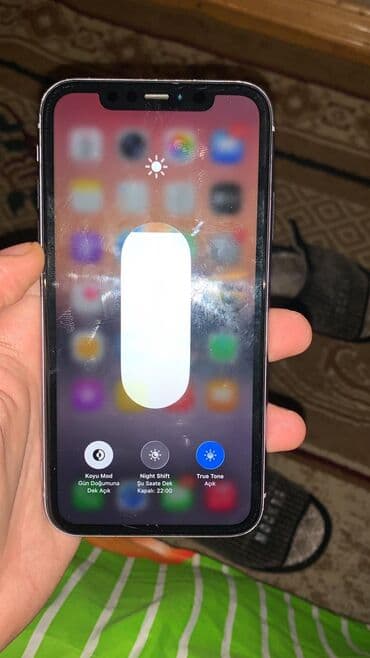 i9s tws qiymeti: IPhone 11, 128 GB, Face ID — 3