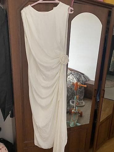 ag naftalan: Ziyafət donu, Maksi — 1