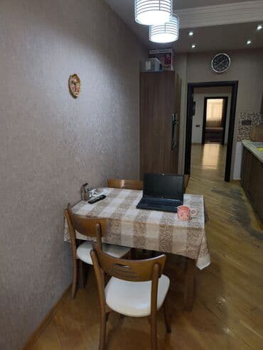 kirayə qarayev: 4 otaqli temirli satilir — 44