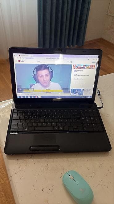 honor x8b kabro: Toshiba noutbuk – Satellite seriyası - Ekran: 15.6" (parlaq səth) — 2