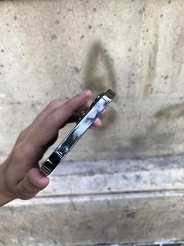iphone 8s plus: IPhone 12 Pro Max, 256 GB, Gümüşü, Zəmanət, Barmaq izi, Simsiz şarj — 4