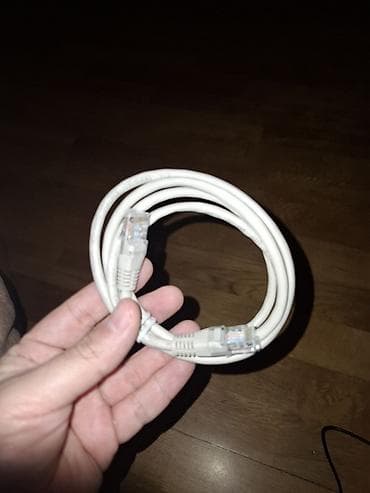 Noutbuk və netbuklar: RJ45 Ethernet kabeli - Tip: RJ45–RJ45 şəbəkə kabeli (patch cord) - — 1