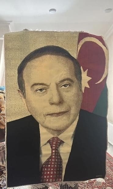 gitara qiymetleri: Heydər Əliyevin əldə toxunma xüsusi toxunma xalçasıdlr idare ve yaxud — 1