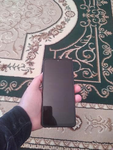 redmi 8 ekran: Karofqa var amma adapdri yoxdu - Model: Redmi (arxa tərəfdə “Redmi” — 2