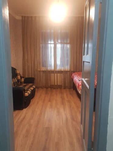 1 otaqlı kohnə tikili: Nərimanov metrosunun yaxınlığında Heydər əliev prospektində yerləşən 5 — 15