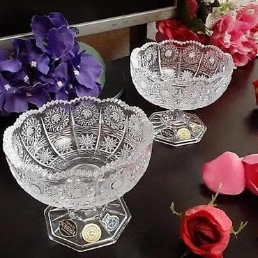 metbex krantlari: Bohemia cex 2 eded murebbe ve ya qend qabi. Diametri 11 sm. Dərindir — 1