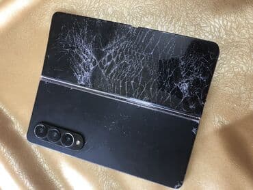 z fold 3 qiymeti: Samsung Galaxy Z Fold 4 — 3