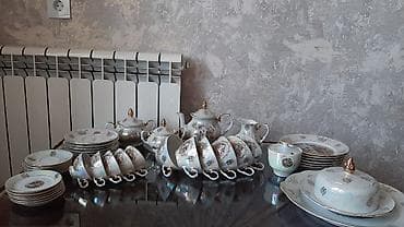 Antik Madonna servis 2 çaynik 1 böyuk 1 balaca 3 pesok qabi 5 caska