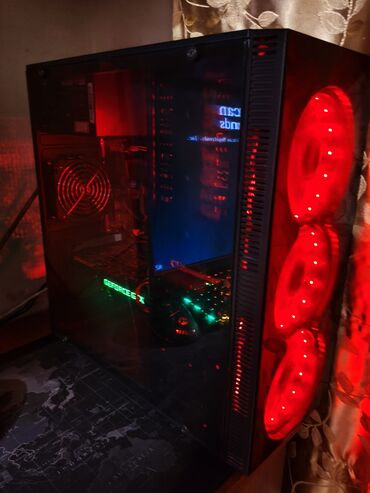 Prosessor: Core i7 3770 Ram: 16 GB Ana Plata: H61 VGA: GTX780 3GB