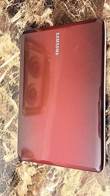 samsun a34: Samsung noutbuk + simli siçan dəsti - Brend/model: Samsung (qırmızı — 2