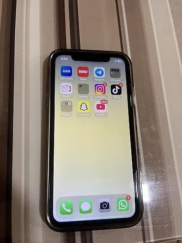 tecno camon 40 pro: IPhone 11, Qara, Face ID — 8