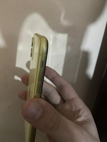 apple 5 s: IPhone 11, Sarı, Face ID — 1