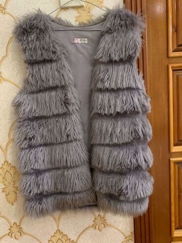 paltarlar qadin: 2ci əl az işlənmiş üst geyimlər. Qadın üst geyimləri dəsti 1) — 3