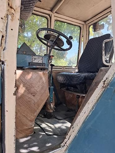 Ticarət printerləri və skanerləri: MTZ tipli kənd təsərrüfatı traktoru və qoşqu Traktor: - Kabinli — 3