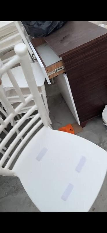 Satilir 200 eded Biri 21 azn son qoymət Unvan Baki . Kom satilir lalafo.az -da Satilir 200 eded Biri 21 azn son qoymət Unvan Baki . Kom satilir