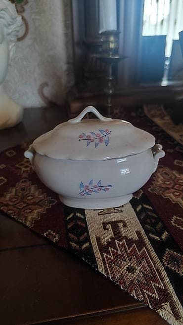 mini pec: Porcelain mini qapaqlı sos qabı / balaca turen 1970-1980 il arasi - — 1