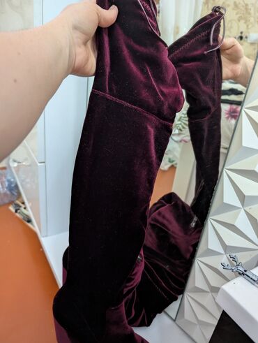 sapaskiler: Bordo rəngli, dizüstü qadın çəkmələri - Material: məxmər tekstura - — 3