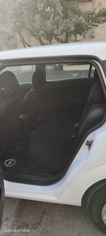 tek oturacaqlar: Opel Astra: 1.3 l | 2010 il 360000 km Universal — 7